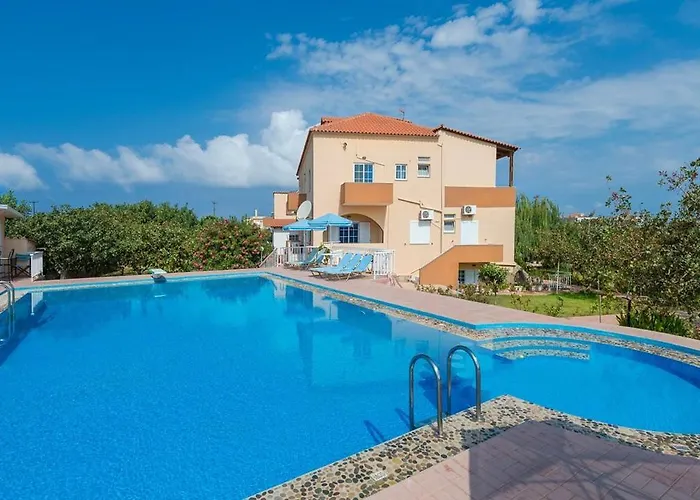 Eleana Aparthotel 3*