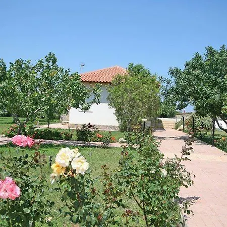 Aparthotel Eleana 3*