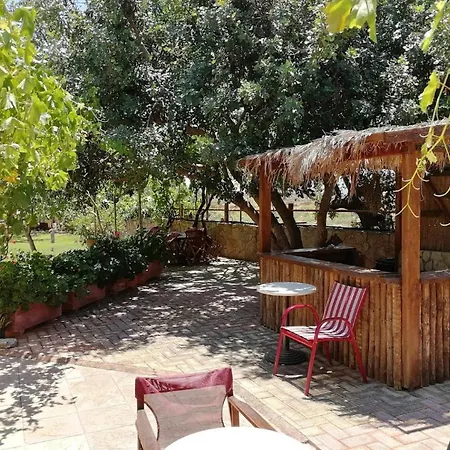 Eleana Appart hôtel 3*